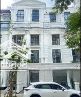Cho Thuê Nhà Phố Manhattan Hoàn Thiện Cơ Bản Có Thang Máy 25 Triệu/ Tháng