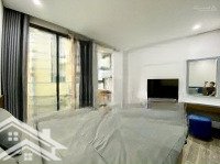 Căn Hộ Ban Công Đón Nắng_Công Trường Dân Chủ, Toà Nhà Viettel Q3