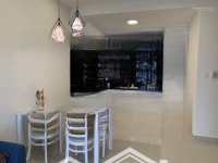 Bán Căn Hộ 2 Phòng Ngủ Balcony Dài Có Sẵn Hợp Đồng Thuê Lầu Cao