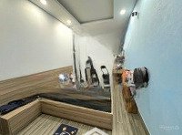 Cần Bán Gấp Nhàhẽm Xe Hơiđường Phạm Văn Hai, Diện Tích 49,56M2 (4,2*11,8M), Giá Chỉ 4Tỷ700
