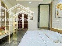 Kẹt Tiền Bán Gấp Nhà Đường Võ Văn Tần - P11 - Q3. 4Tỷ28/72,8M2 Cho Thuê 18 Triệu. Gần Cv Tao Đàn