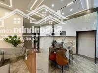 Nhà Mặt Tiền Mới Đẹp Hiện Đại Trung Tâm P2 Đà Lạt Chỉ Còn 10.5 Tỷ
