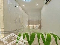 Trống Ngay Căn 2 Phòng Ngủ 135M2 Full Đồ Ở Vincom Bà Triệu. Giá Chỉ 30 Triệu/Tháng. Liên Hệ Sơn 0906 244 301