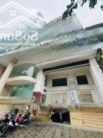 Tôi Có Nhà Hoàng Cầu, Đống Đa Cần Cho Thuê 130M, 9 Tầng 1 Hầm Thông Sàn, Có Pccc View Hồ Giá 180 Triệu