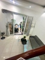 Nhà Đẹp 3 Tầng 3 Phòng Ngủ 4 Vệ Sinh Hẻm Rộng - An Ninh, Sổ Vuông Vức Pháp Lý Chuẩn, Vài Bước Ra Đỗ Xuân Hợp