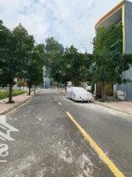 Lô Đất Đẹp Nằm Ngay Đường Trục Chính Lê Phong, Cách Dt743 Chỉ 100M. Chạy Ra Ngã 6 An Phú Chỉ 900M