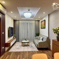 Bán gấp căn hộ chung cư An Bình City – 90m2 ( 3PN) – giá chỉ 6,4 tỷ.