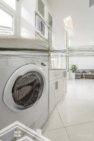 Siêu Phẩm Studio 45M2 Tone Trắng, Ban Công Thoáng, Máy Giặt Riêng Ngay Chợ Bến Thành Quận 1
