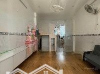 Nhà 4Tyx Hẻm Xe Hơi Rộng Ngay Công Viên Làng Hoa 1 Trệt 1 Lầu Có 2 Phòng Ngủ, 2 Vệ Sinh0915178859