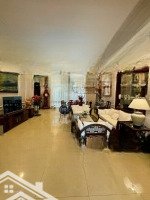 Cần Cho Thuê Gấp Căn Biệt Thự Siêu Rộng Ở Bình Trưng Tây 1300M2 ~140 Triệu/ Tháng