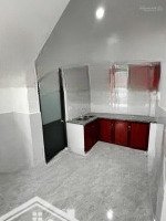 Siêu Hot! Nhà 2 Tầng Hóc Môn - Hẻm Ô Tô, Không Mồ Mả - Vào Ở Ngay. Chỉ 2 Tỷ.