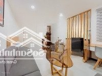 Cho Thuê Căn Hộ Studio Tách Bếp Sang Trọng Full Nội Thất Gần Sân Bay Tsn