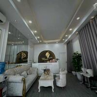 Cho thuê nhà 5 Tầng, 7pn tại Trường Sơn, P.4, Tân Bình, 45Tr/Th