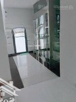 Nhà Mặt Tiền Đường Số Phạm Hữu Lầu Q7. Ngang 5M, 4 Phòng Ngủ Nhà Mới Xây. Giá: 16,2 Tỷ.