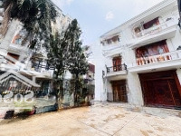 Bán Biệt Thự Lô Góc Đẳng Cấp Sát Trường Chinh-Tân Bình- Rộng Đẹp- Đường To- Giá Rẻ- Diện Tích: 400M2-4 Tầng
