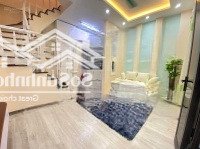 Nhà Đẹp 5 Tầng 3 Ngủ Trung Tâm Cầu Giấy Loanh Quanh Chỉ Hơn 5.5 Tỷ.
