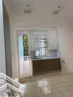 Cho Thuê Ch N6E Khu Đô Thị Trung Hoà Nhân Chính - Thanh Xuân (Tầng 2), 2 Phòng Ngủgiá Bán 9 Triệuiệu/Tháng