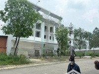 Bán Hoặc Cho Thuê Nhà Mặt Tiền Kdmb 5X30M (4 Tầng) Tại Thới Hoà,Thị Xã Bến Cát, Tỉnh Bình Dương