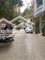 Phân Lô Lạc Trung - Ô Tô Đỗ Tránh - Kinh Doanh Văn.
Phòng - Thang Máy Xịn