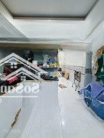 Bán Nhà Hoàng Diệu, Quận 4, 4 Tầng. Giá: 8,5 Tỷ