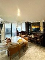 Nhà 3 Tầng- Cách Mặt Phố Phú Đô Chỉ 50M - Rất Thích Hợp Làm Căn Hộ Dịch Vụ- Lô Góc- Thoáng Sáng-