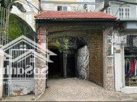 Bán Khách Sạn Ở Thuận An - Bình Dương. Doanh Thu Ổn Định 180 Triệu / Tháng