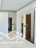 Bán 2 Phòng Ngủhướng Nam. Chỉ 3.03 Tỷ Nhận Nhà Ở Ngay. View Thoáng. Mới 99%. Gọi Em Hà 0933252040 Xem Nhà.