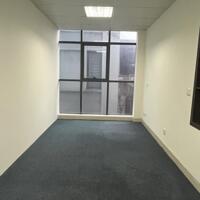 Cho thuê văn phòng 70m2 Khuất Duy Tiến, giờ giấc thoải mái giá 10tr/tháng.