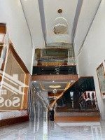 Bán Nhà Gác Gác Lửng . Diện Tích: 5M * 30M ( Sổ Hồng Riêng ) Gần Chợ Thanh Hoá