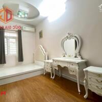 Bán nhà mặt tiền đường D9 khu dân cư D2D; 1 trệt 3 lầu nội thất cao cấp; sổ hồng hoàn công 286m2 sàn giá 11.5 tỷ