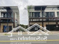 Bán Shophouse Mặt Tiền Trục Xuyên Tâm Hướng Ra Công Viên Ven Sông Rivera Dự Án Waterpoint
