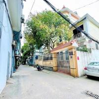 Hiếm- Tây Hồ- 210 Nghi Tàm- Gần Ô TÔ, Mặt phố- 4 tầng ở , kinh doanh- 8 tỷ
