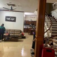 Bán nhà Bồ Đề,Long Biên 3 tầng,171m oto vào nhà chỉ 16 tỷ