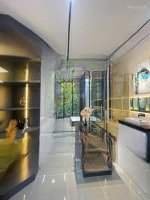 Bán Nhà Mặt Tiền - Q.11 - Đẹp Lung Linh - Nội Thất Cao Cấp - Khu Vực Sấm Uất - 05 Tầng - Chỉ 9.X Tỷ