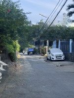 Bán Nhà Phân Lô, Căn Góc Thoáng Sáng, Đường Đình Phong Phú, 89M2, Hẻm Ô Tô Thông, Chỉ 5.5 Tỷ.