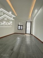 Cực Hiếm - Duy Nhất
Nhà Xây Mới Koong - Ô Tô Lùi Cổng - Gần Phố Lĩnh Nam - 31M - 5 Tầng - Hơn 5 Tỷ