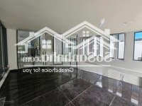 Ngang 6M Tòa Nhà Mặt Tiền Gần Tuyến Thời Trang Trần Quang Diệu Số 339 Lê Văn Sỹ, Quận 3 ..!!!