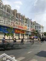 Bán Căn Biệt Thự Góc 2 Mặt Tiền Khu Cityland Garden Emart, Dt: 10 X 21M Có Thang Máy