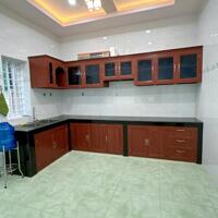 Cho thuê nhà 1 trệt 3 lầu 1 sân thượng có thang máy tại khu đô thị Hưng Phú