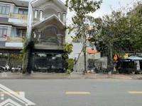 Bán Mặt Tiền Kinh Doanh Sầm Uất Dĩ An Ngay Bigc