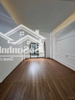 Chủ Nhà Cần Bán Gấp Nhà Cho Con Đi Du Học, Diện Tích 30M2 - Giá 5,X Tỷ