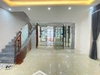 Cho Thuê Tách Tầng Louis City Đại Mỗ (Louis 1) Đường To, Ô Tô Đỗ Ngày Đêm