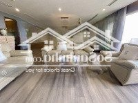 Cho Thuê Căn Hộ Đẹp Đủ Đồ Tòa E5 Ciputra Hà Nội . Liên Hệ: 0972362948