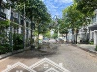 Nguyên Căn Cho Thuê Giá Rẻ: 30 Triệu /Tháng. Dtsd: 5X21. Tọa Lạc Vị Trí Sầm Uất Tại Vạn Phúc City