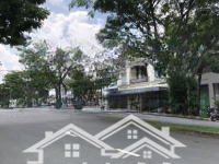 Bán Nhà Phố Kinh Doanh Khu Nam Long, Dt: 7*18M, Đường Lớn, Có Thang Máy, Pmh, Q7, Giá: 50 Tỷ, Sh