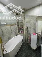 Nhà Rất Đẹp! Ở Là Thích - Căn Nhà Cả Thanh Xuânmặt Tiềngần Nguyễn Trọng Tuyển 5X20M 4 Tầng