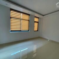 Cho thuê nguyên căn 4 ngủ giá 30tr tại Vinhomes Marina
