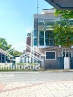 Góc 2Mặt Tiền Trục Đường Thông 157M2/3Tầng Kđt Suncasa Giá Bán 5,69Tỷ Vsip 2 Liền Kề Tpm Bình Dương