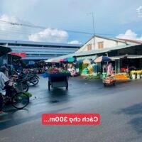 KẸT TIỀN BÁN GÓC 2MT 1680M2 ĐẤT SỔ RIÊNG ĐƯỜNG RỘNG NGAY KCN, CHỢ, TRƯỜNG HỌC. GIÁ 180TR