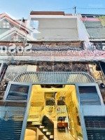 Nhà Đẹp Giá Rẻ Ngay Tại Trần Bình Trọng,P5,Q.bình Thạnh. Giá Bán 2Tỷ 150 Triệu. Diện Tích: 60M2. Shr Chính Chủ